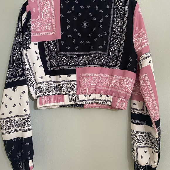 Cute jacket - Picture 1 of 5